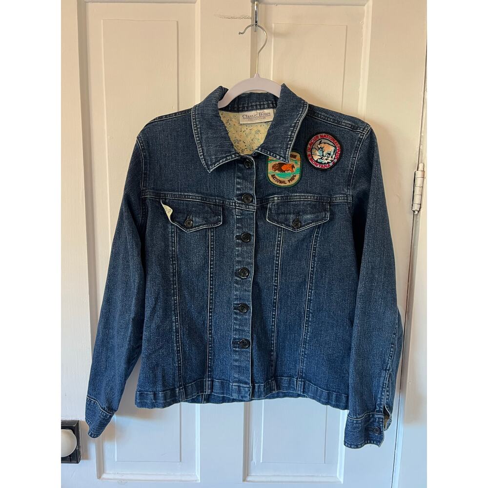 Classic blues collection Women’s small denim jean jacket Montana patches aztec